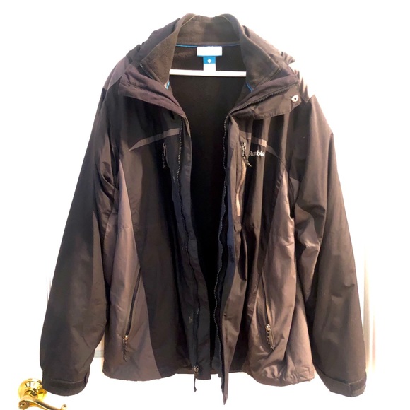 Columbia 3 in 1 black and gray ski jacket with fleece and removable hood, Large - Picture 3 of 9